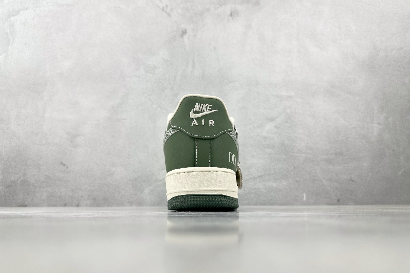 260 Nike Air Force 1'07 Dior 联名 绿白 KK1988-081