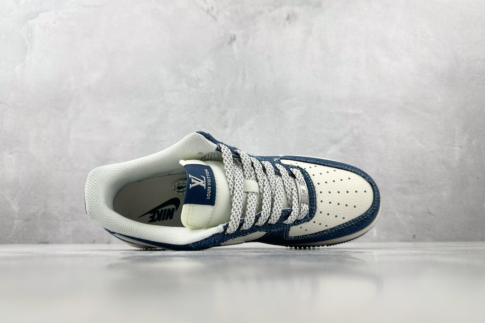 260 Nike Air Force 1'07 LV 联名 蓝白 XS1958-551