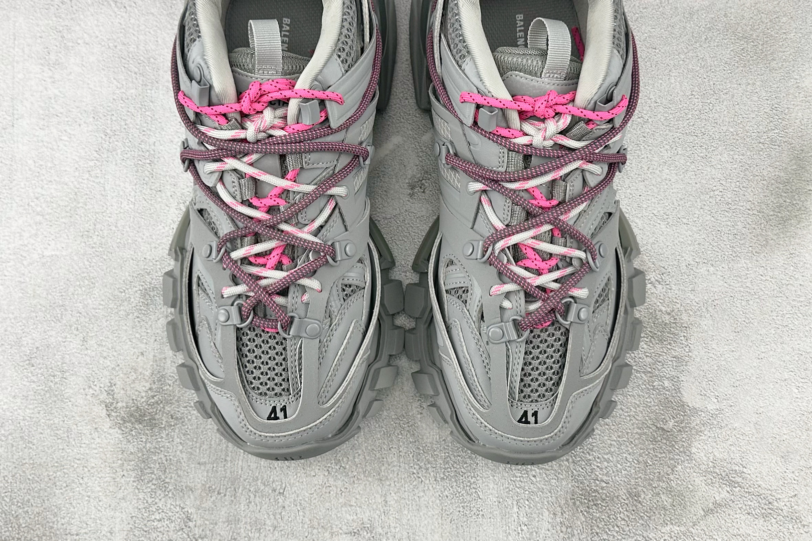 P500 VG版本Balenciaga巴黎世家 Track Trail 圆头系带 灰色 800590WTRHK