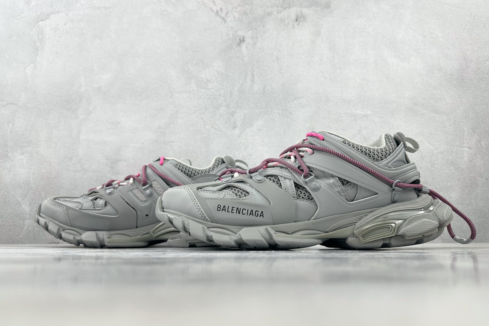 P500 VG版本Balenciaga巴黎世家 Track Trail 圆头系带 灰色 800590WTRHK
