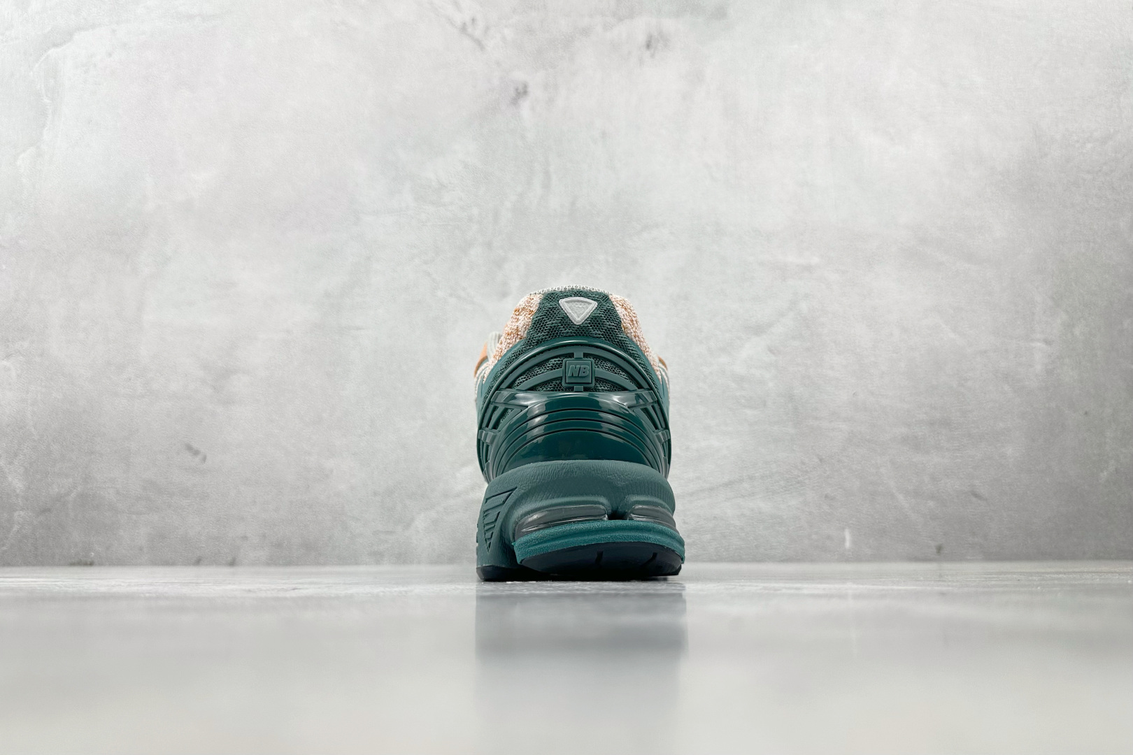 240 大厂出品 New Balance 1906W 绿橙 U1906WFB
