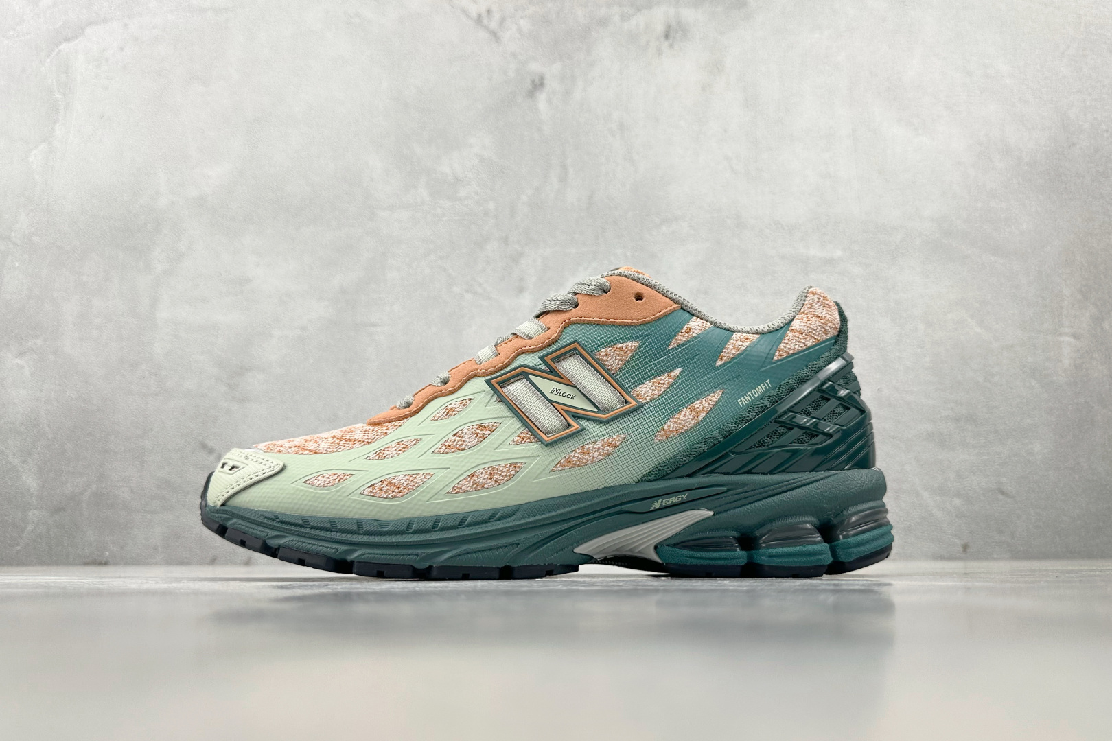 240 大厂出品 New Balance 1906W 绿橙 U1906WFB