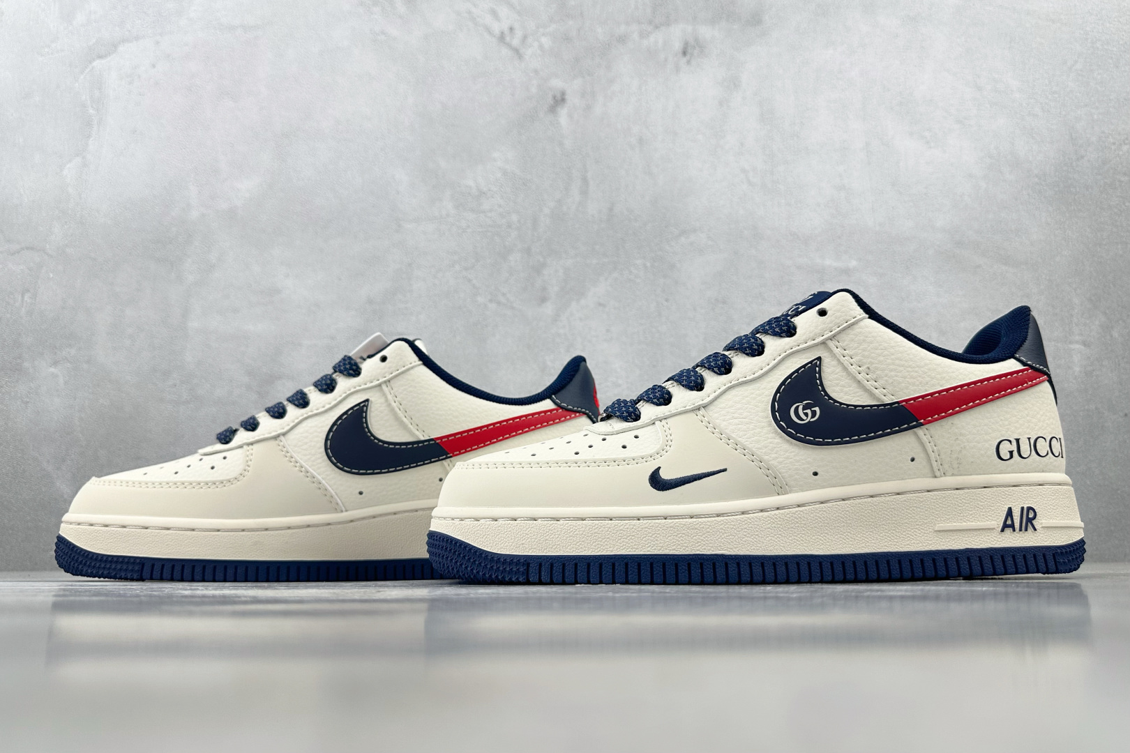 XC 
Nike Air Force 1'07 GUCCI 联名 米白蓝红

货号：JJ2508 713