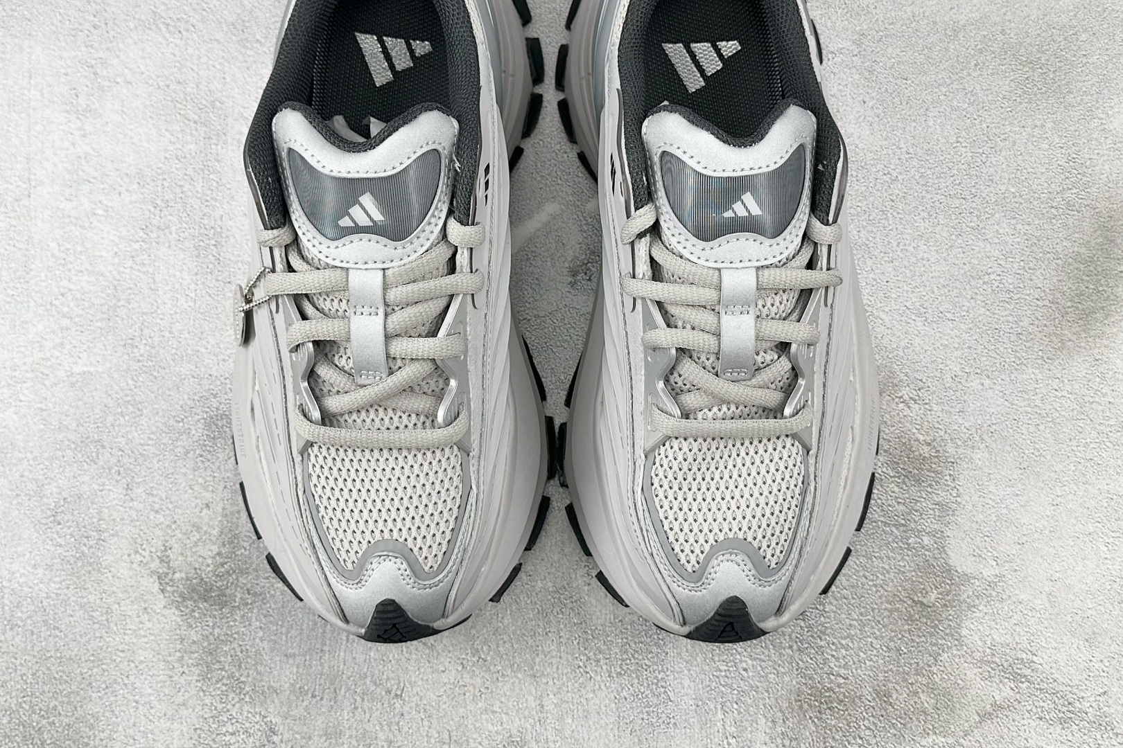XM版 
adidas XLG MTW 灰色

货号：JS1501
尺码：36 36.5 37 38.5
