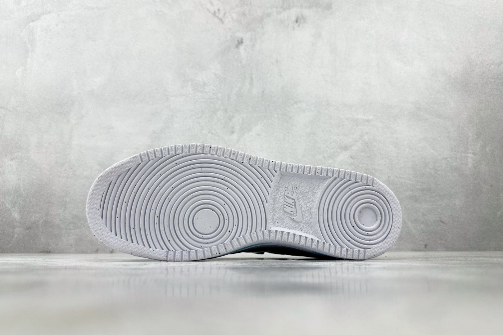 定制版  
【定制球鞋】Nike Court Vision 1 梦熠星河 蓝灰色

货号：DH2987-