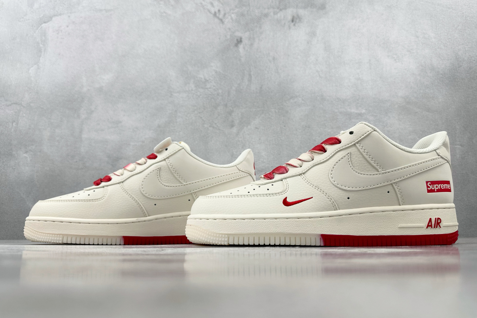 Nike Air Force 1'07 Supreme 联名 米白红 BB7577-216