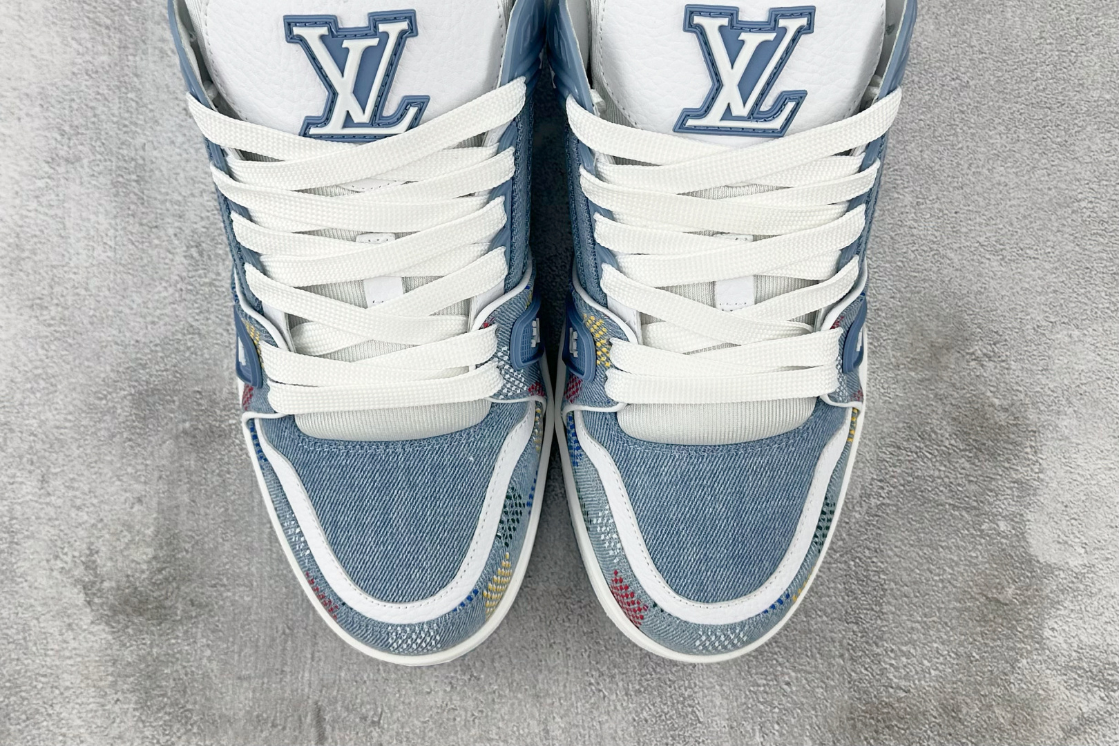 LOUIS VUITTON Trainer 牛仔布 蓝色 1AHCYB