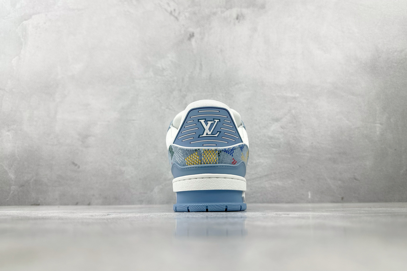 LOUIS VUITTON Trainer 牛仔布 蓝色 1AHCYB