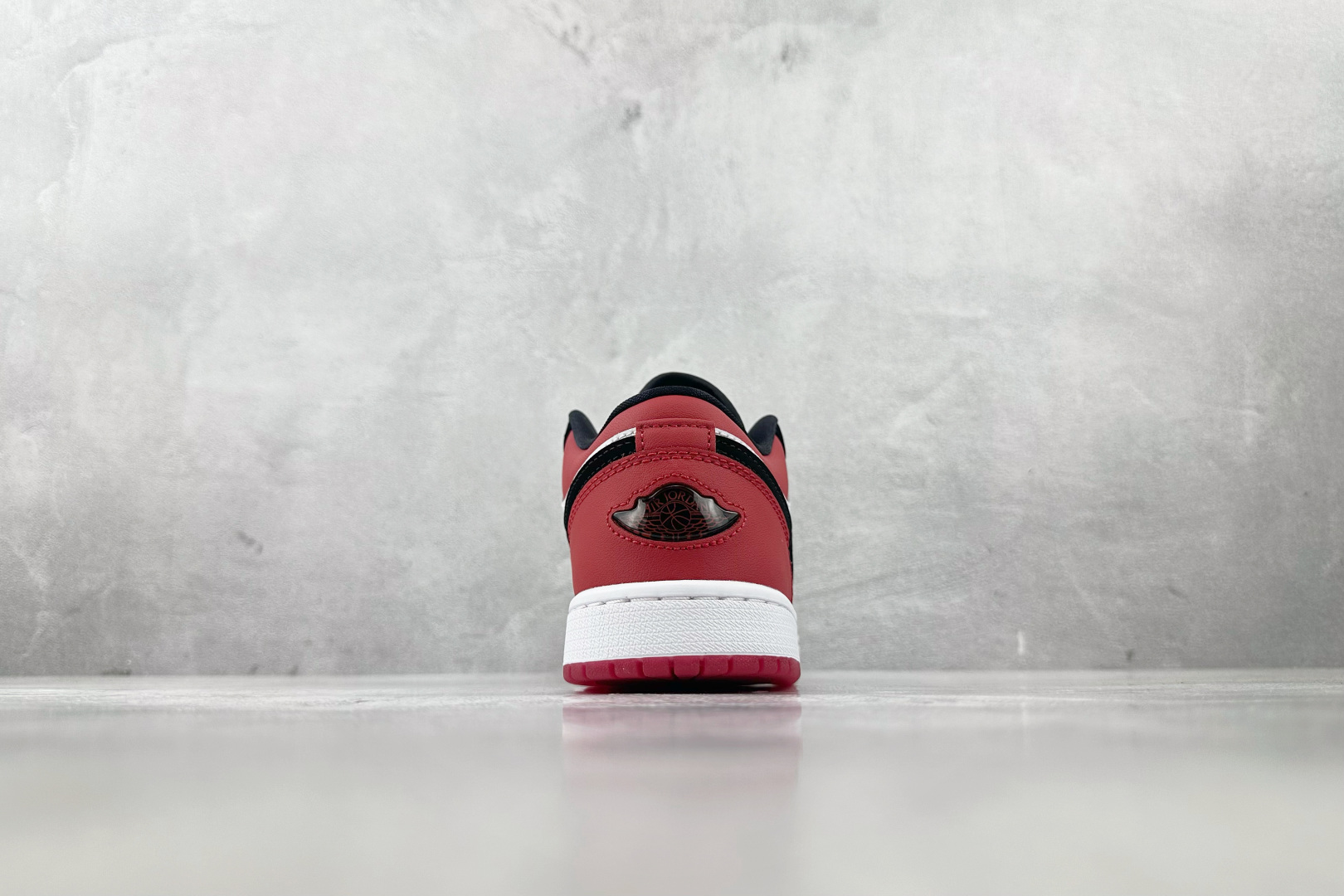 DT 240 Jordan Air Jordan 1 Low Low”White Black Gym Red” 黑红色 IB8971-106
