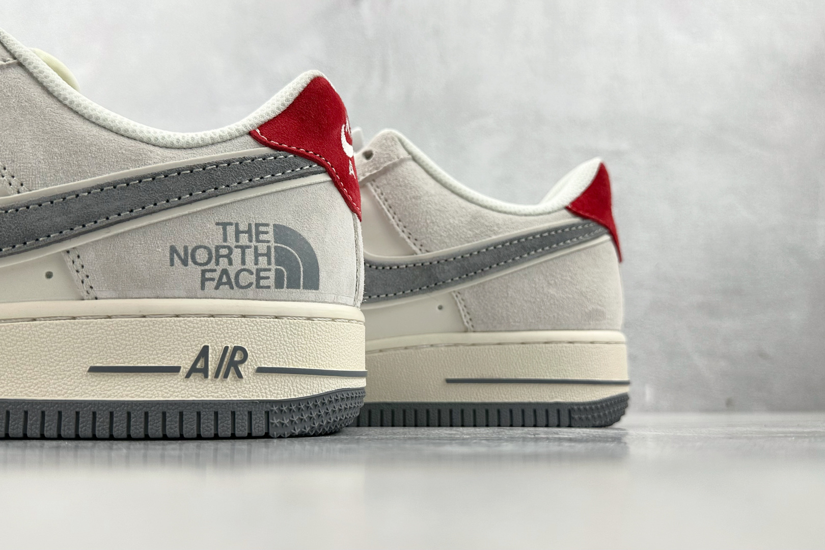 260 Nike Air Force 1'07 北面 联名 米白灰 YX5066-313