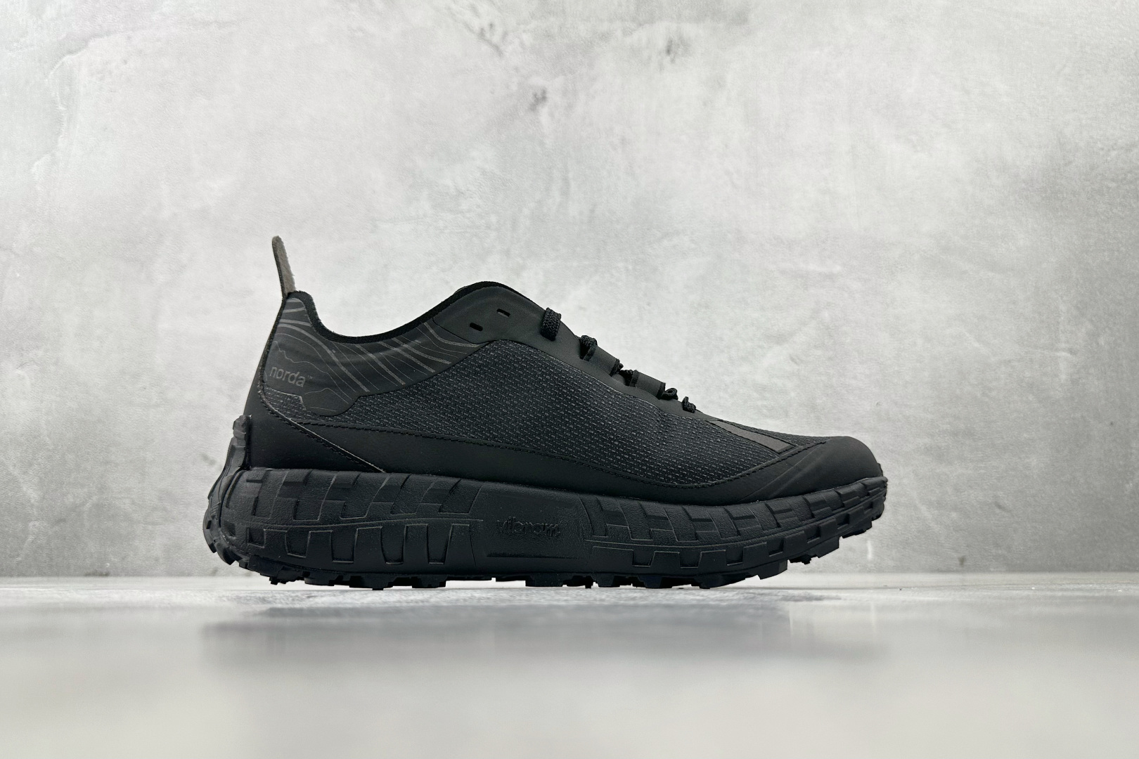 NORDA 001 黑色 NORDALTD001-W-STLTHBLK