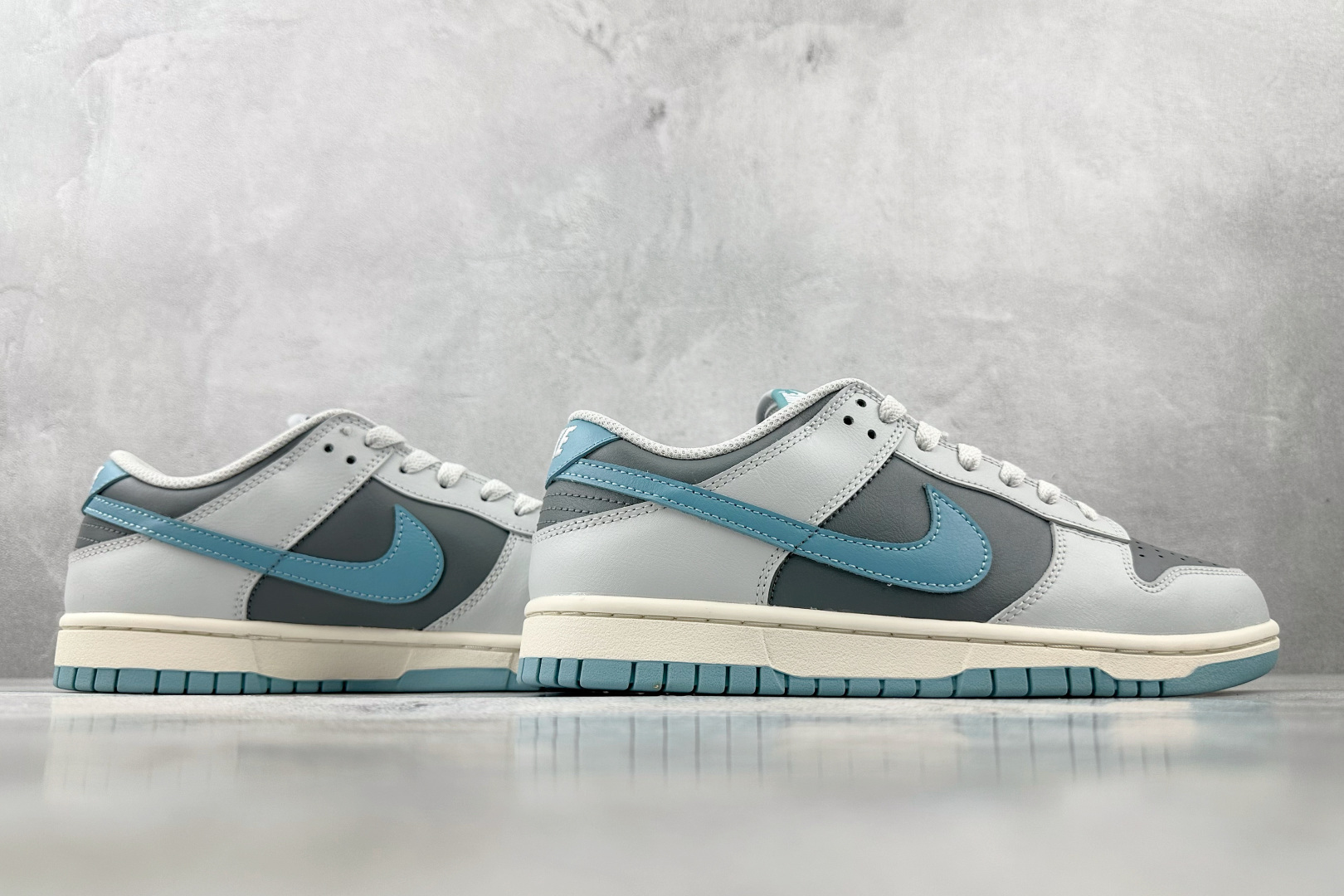 YC 双十一特价双十一特价【定制球鞋】Nike Dunk low 蓝灰色货号：HF5441-001尺码：