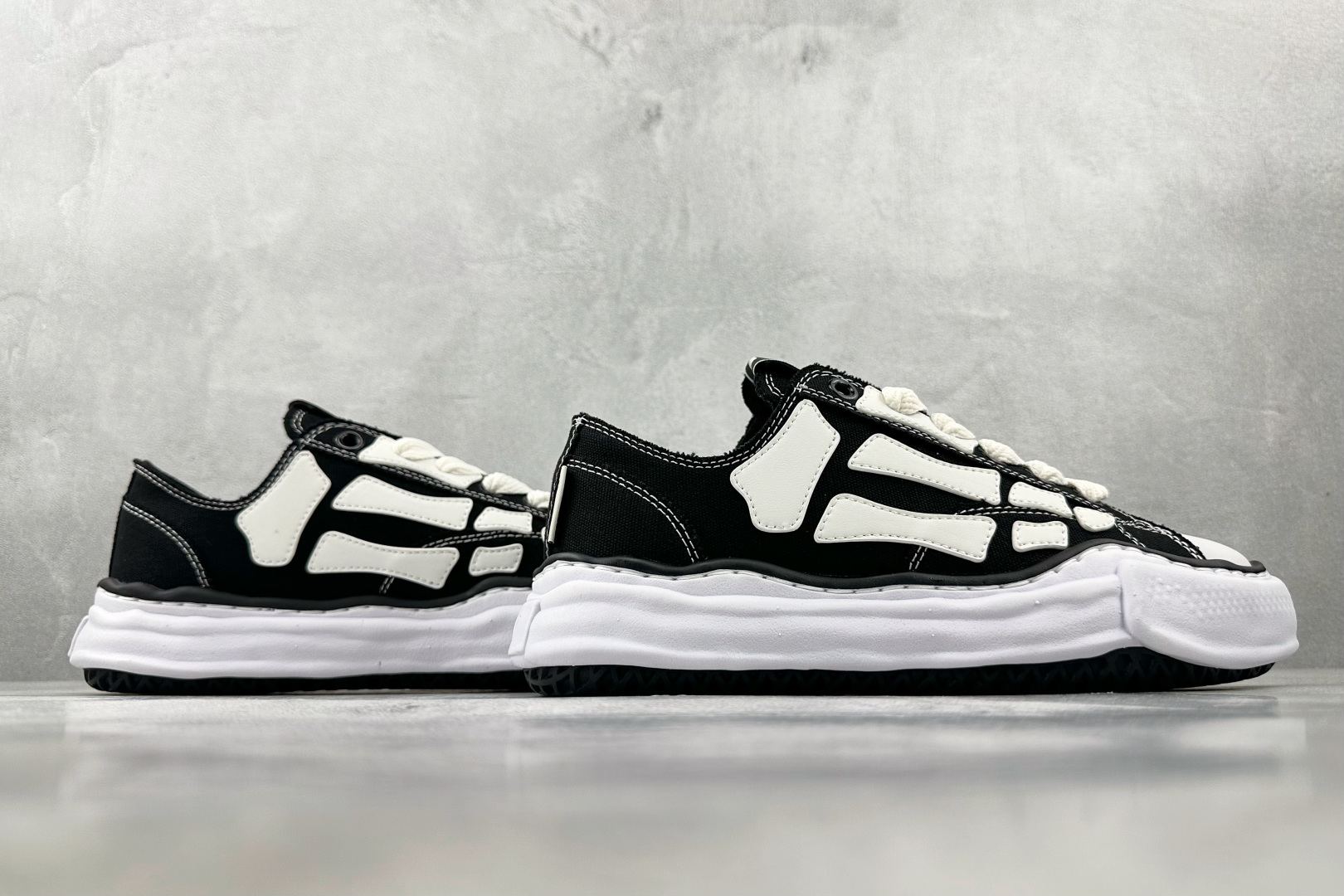 Maison Mihara Yasuhiro x AMIRI Skel-Top Low 黑色 AMFOSR1076-001