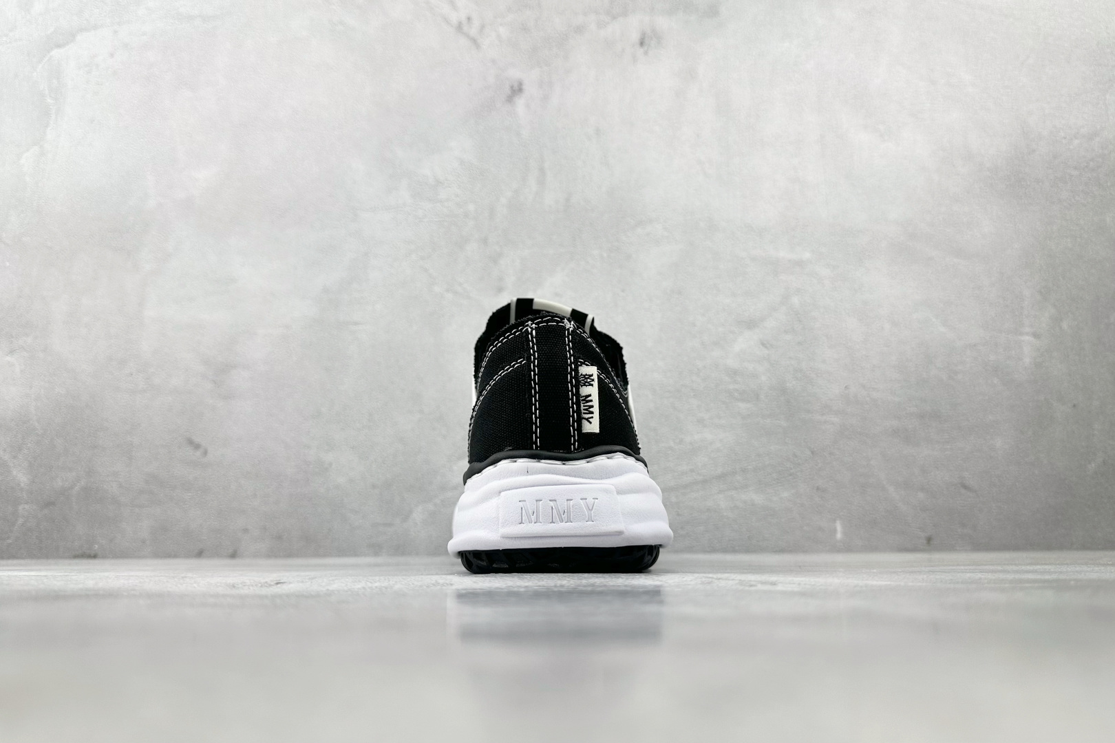 Maison Mihara Yasuhiro x AMIRI Skel-Top Low 黑色 AMFOSR1076-001