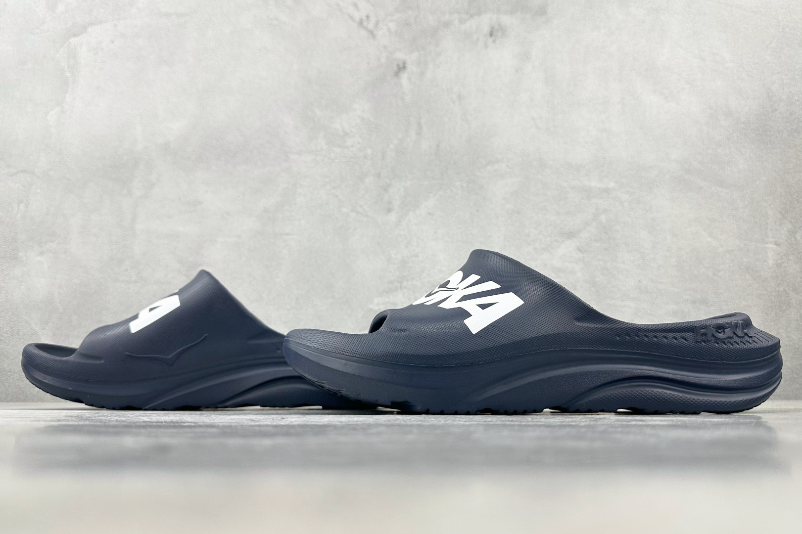 HOKA ONE ONE Ora 蓝白色 1155154-VYN