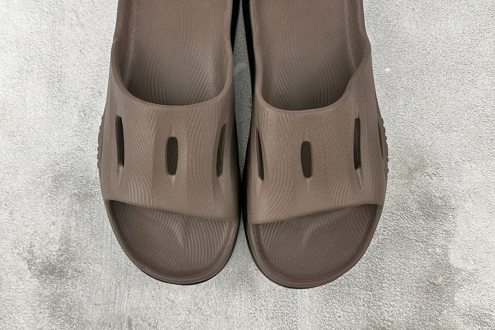 HOKA ONE ONE Ora Recovery Slide 3 灰色 1135061-GYGY
