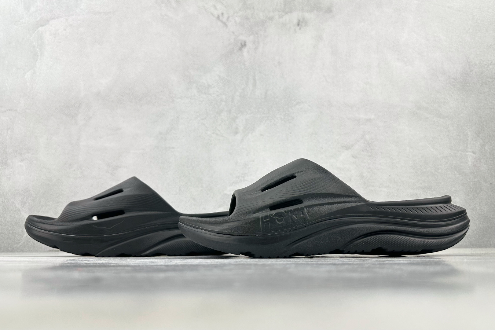 HOKA ONE ONE Ora Recovery Slide 3 黑色 1135061-BBLC