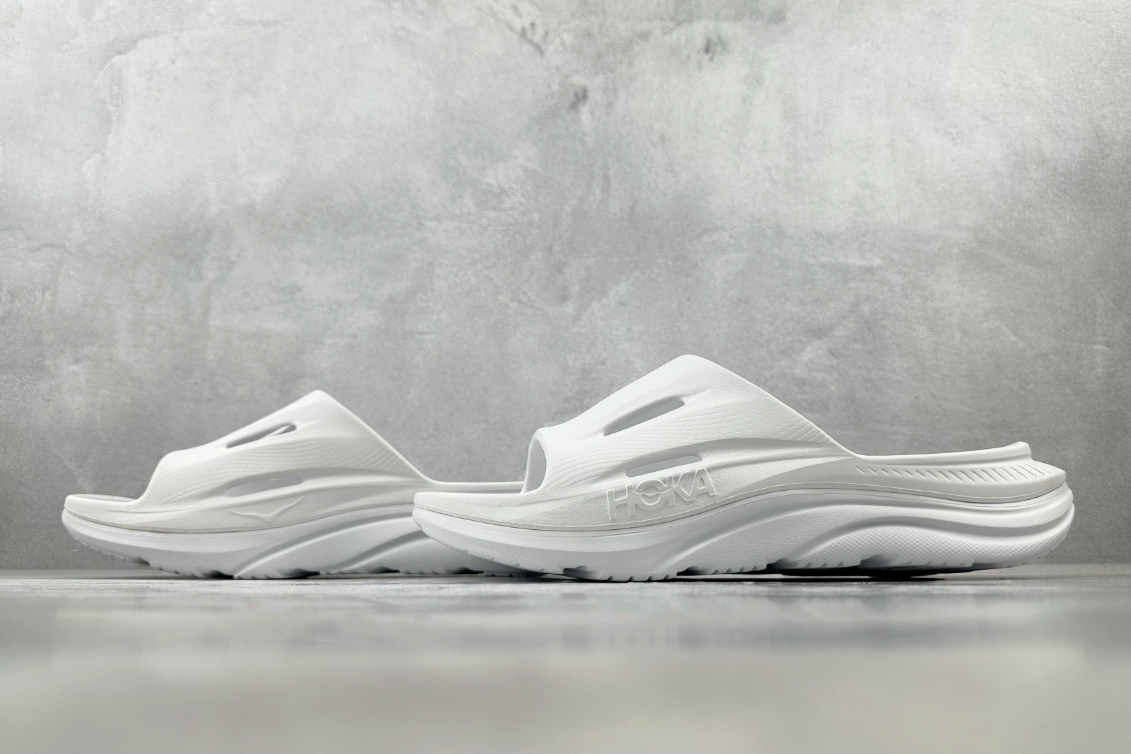 HOKA ONE ONE Ora Recovery Slide 3 白色 1135061-WWH