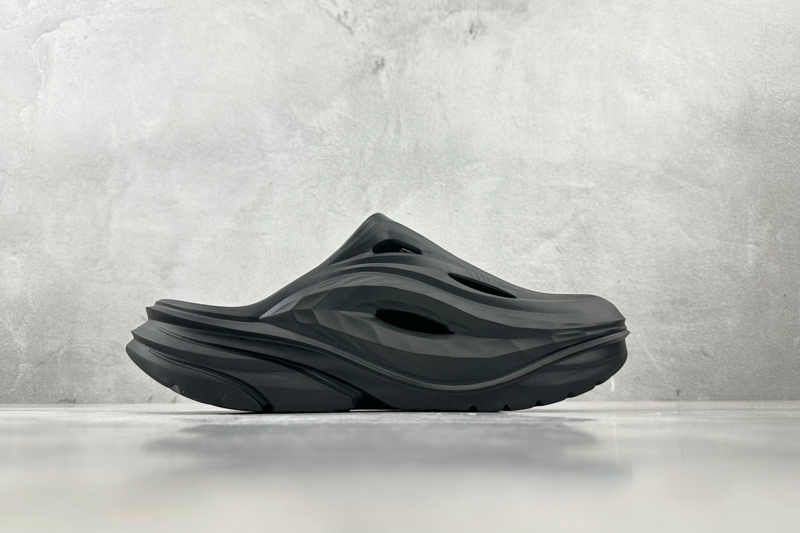HOKA ONE ONE Ora Recovery mule 黑色 1147951-BBLC