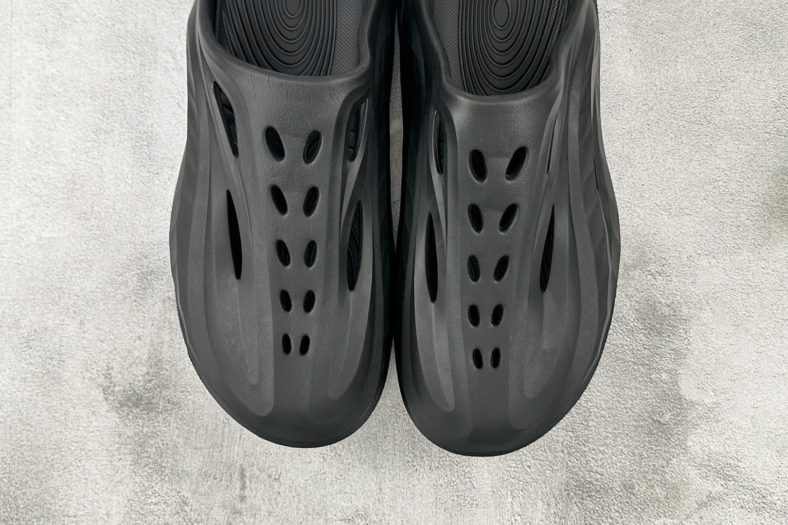 HOKA ONE ONE Ora Recovery mule 黑色 1147951-BBLC