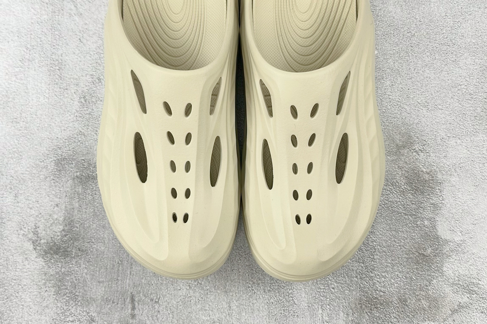 HOKA ONE ONE Ora Recovery mule 白色 1147951