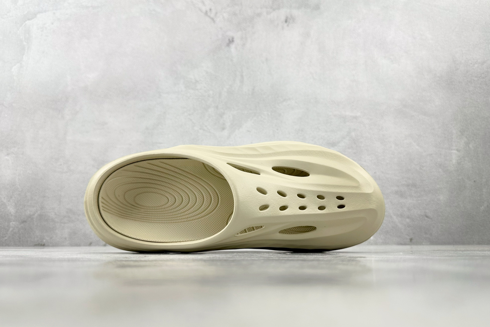 HOKA ONE ONE Ora Recovery mule 白色 1147951