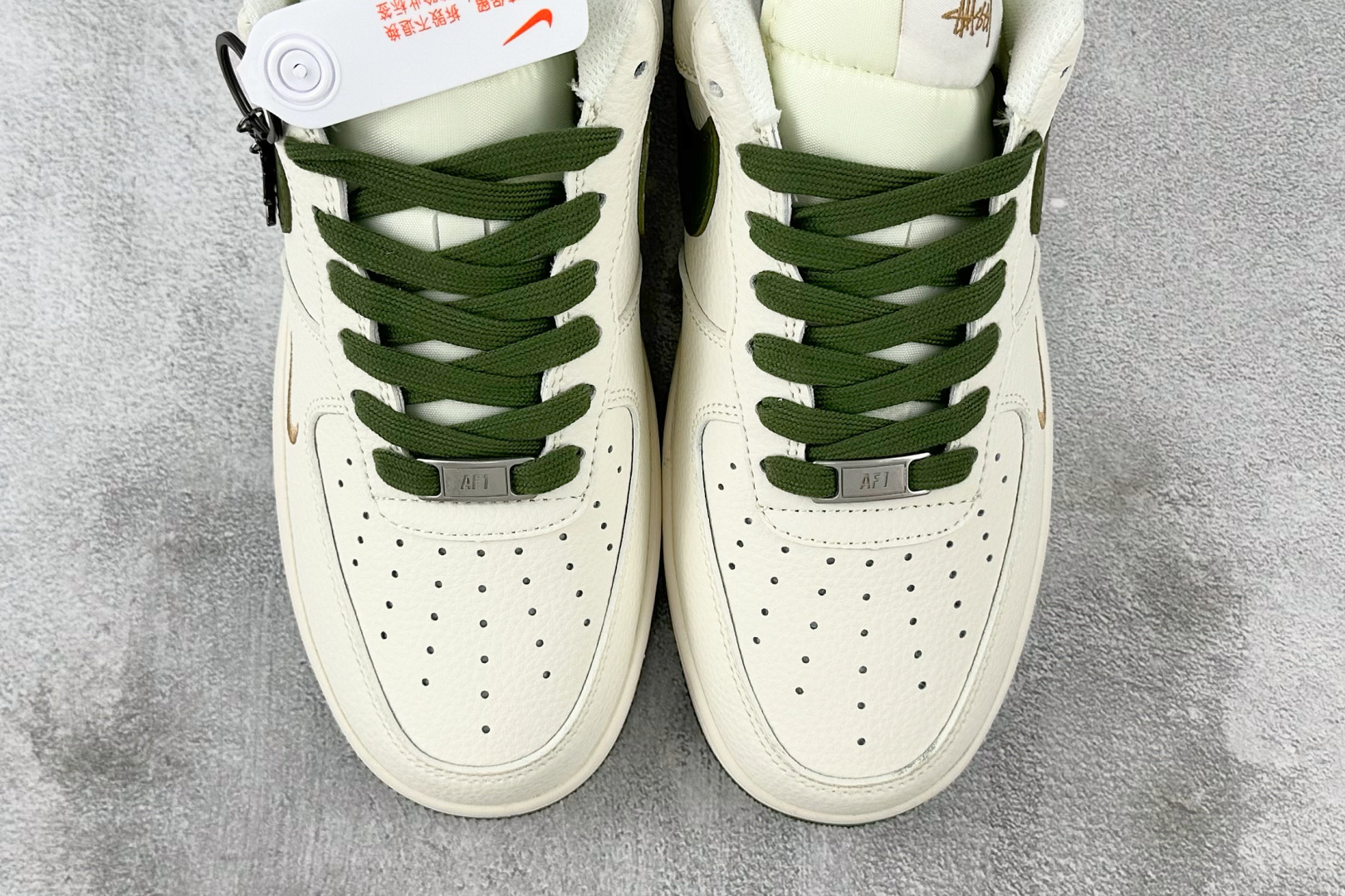 XC 
Nike Air Force 1'07 斯图西 联名 米白绿

货号：XX3168 151
尺码
