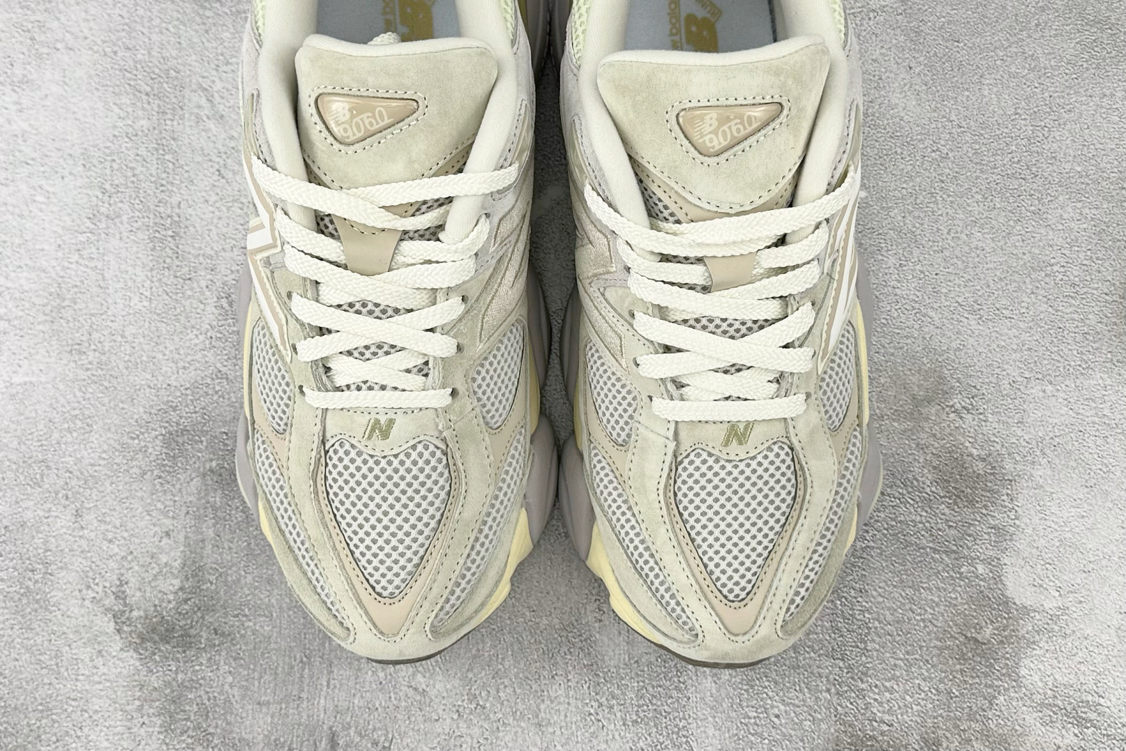 C 版 
大厂出品  New Balance NB 9060 灰米色

货号：U9060EEP
尺码：3