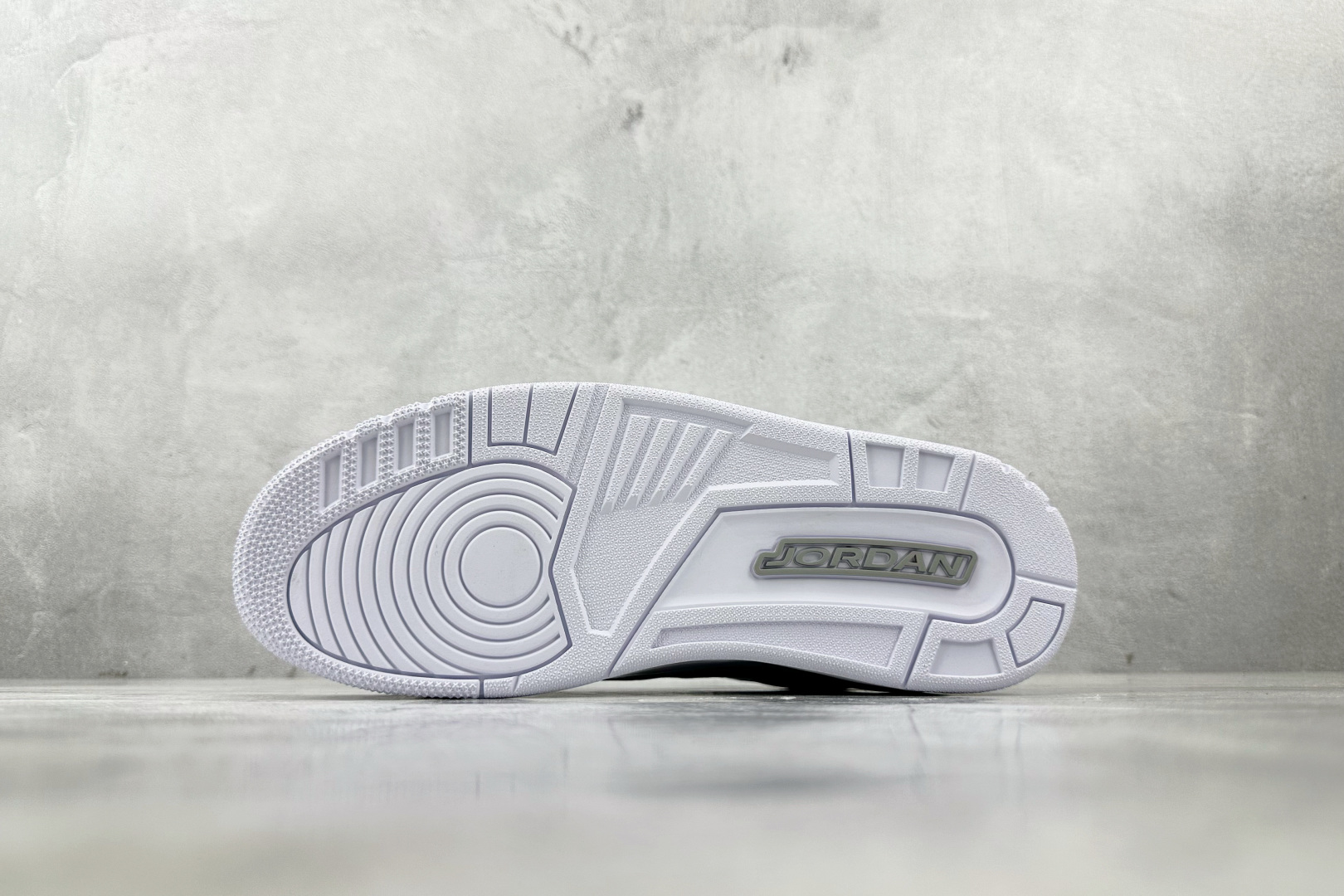 OG 
顶级纯原  Jordan Air Jordan 3 “Pure Money”白色

货号：CT8