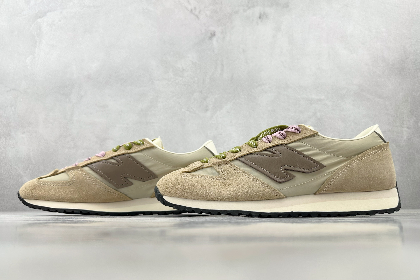 K13 版 
New Balance NB 471 棕色

货号：U471AI
尺码：36 36.5 3