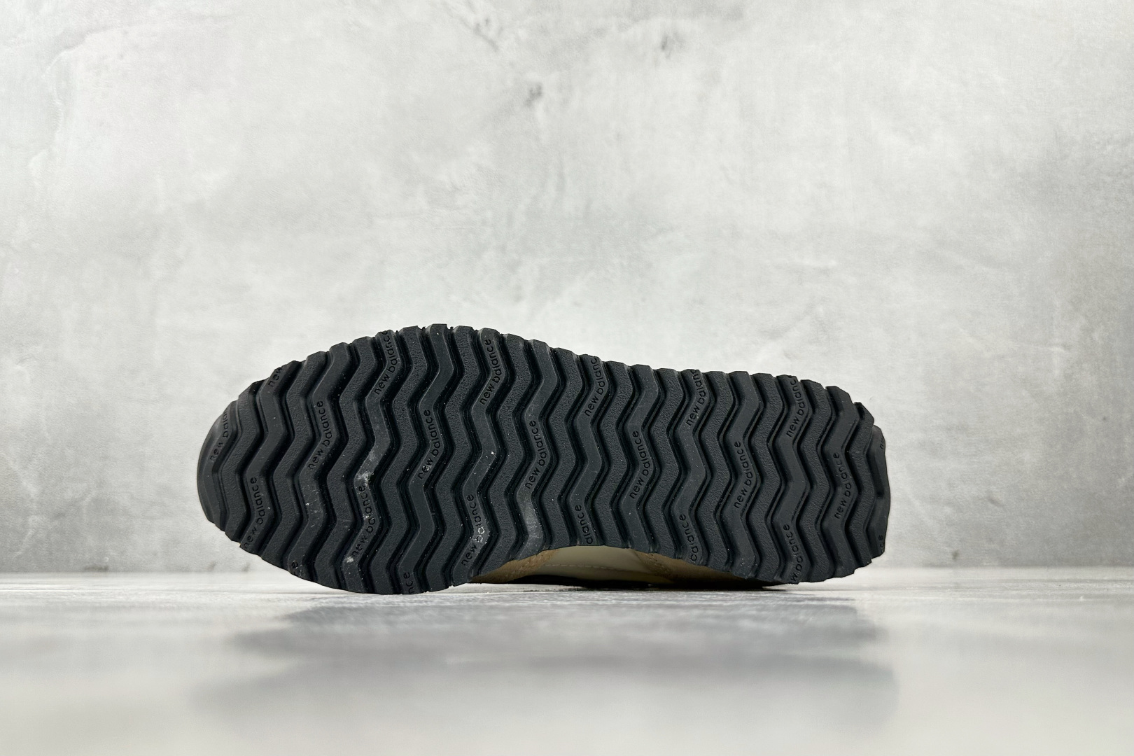 K13 版 
New Balance NB 471 棕色

货号：U471AI
尺码：36 36.5 3