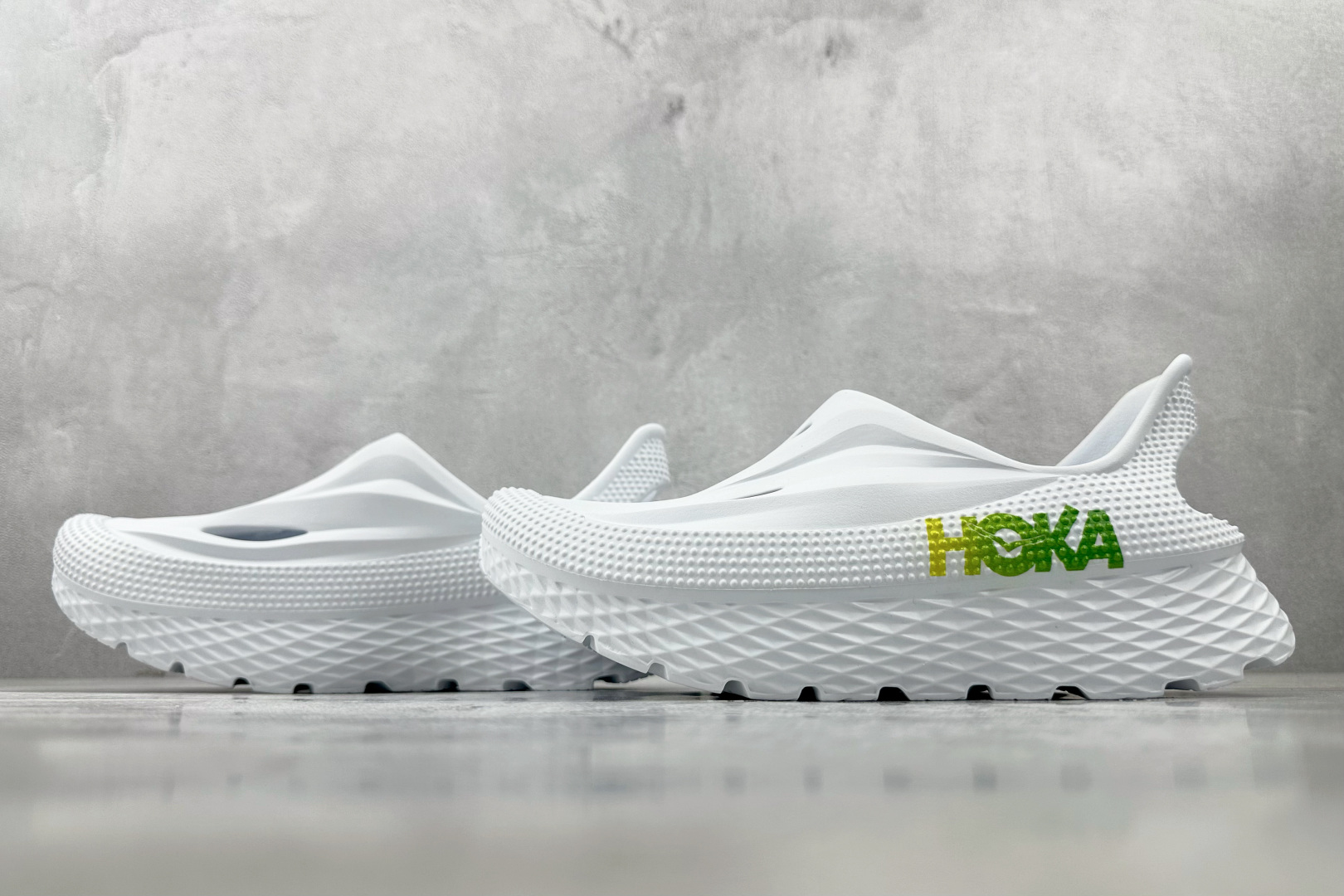 160 HOKA ONE ONE Ora 白色 1147951