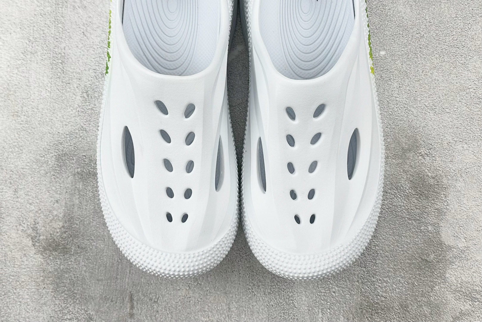 160 HOKA ONE ONE Ora 白色 1147951