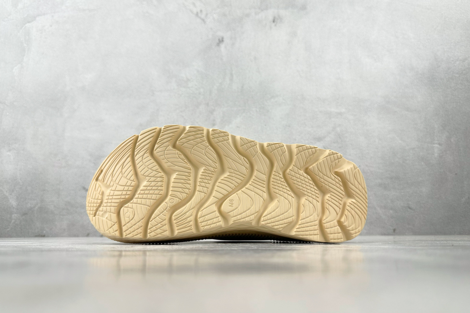 160 HOKA ONE ONE Ora 流沙色 1147951