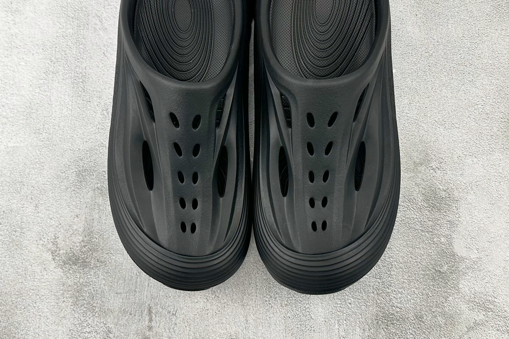 HOKA ONE ONE Ora 黑色 1147951