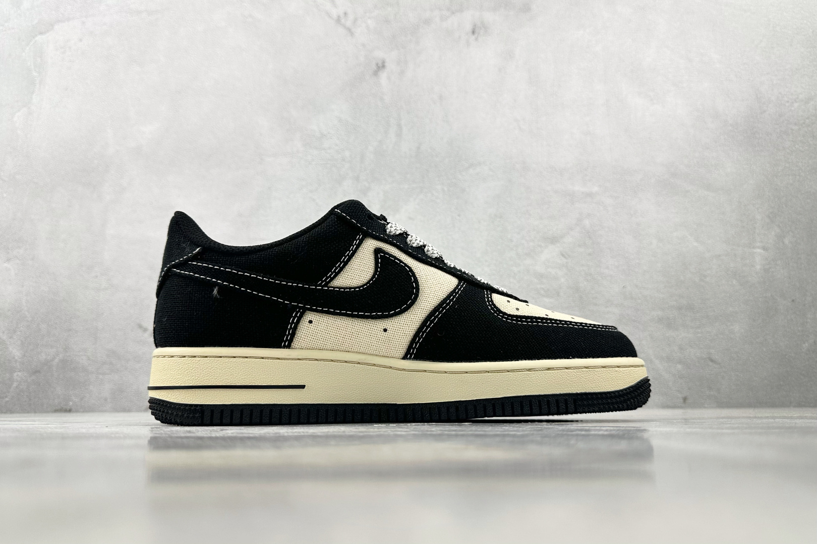 Nike Air Force 1'07 斯图西 联名 黑白 XX3168-156