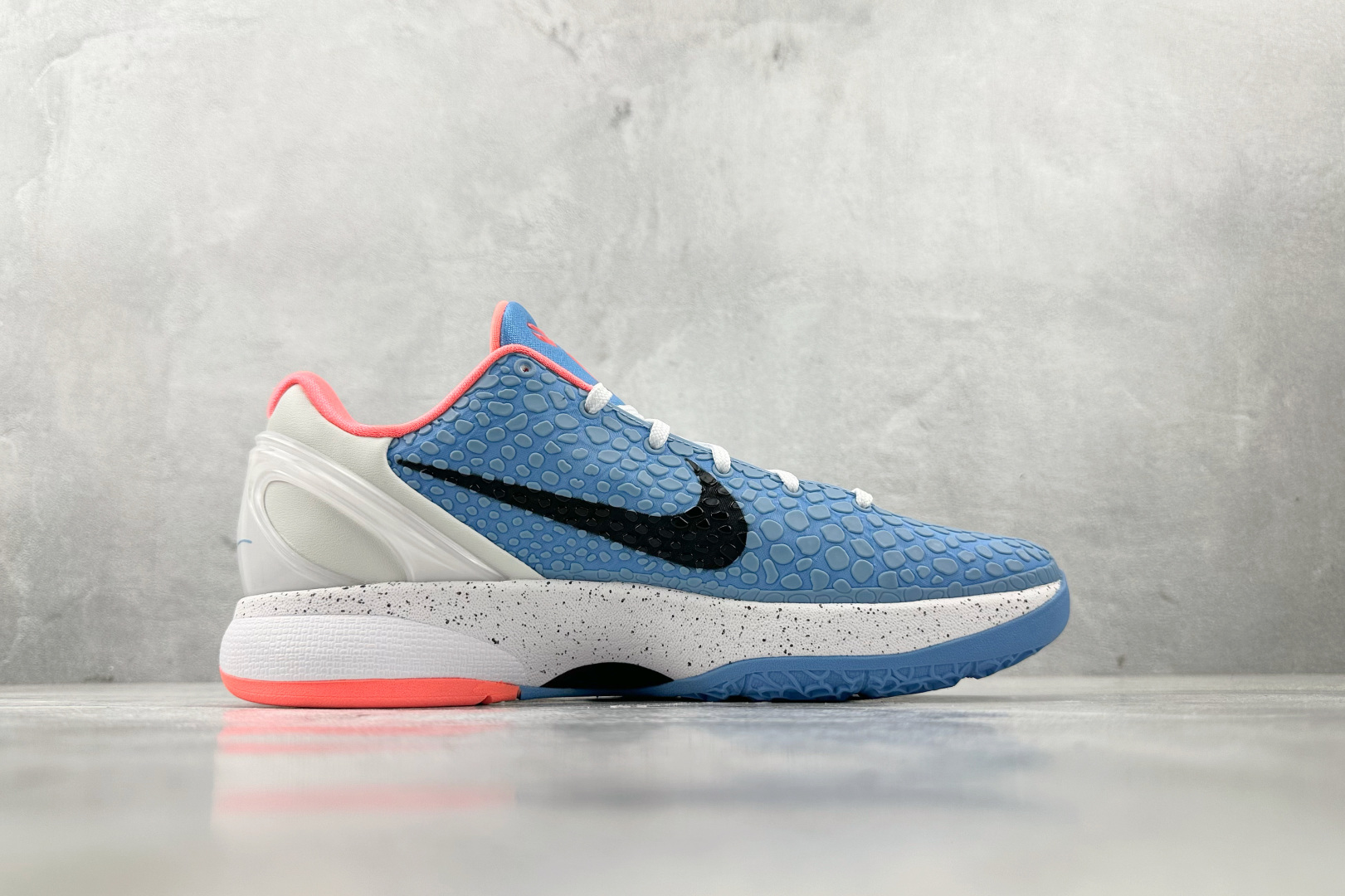 Star版 
Nike Zoom Kobe 6 蓝白

货号：DJ5437 020
尺码：40.5 41