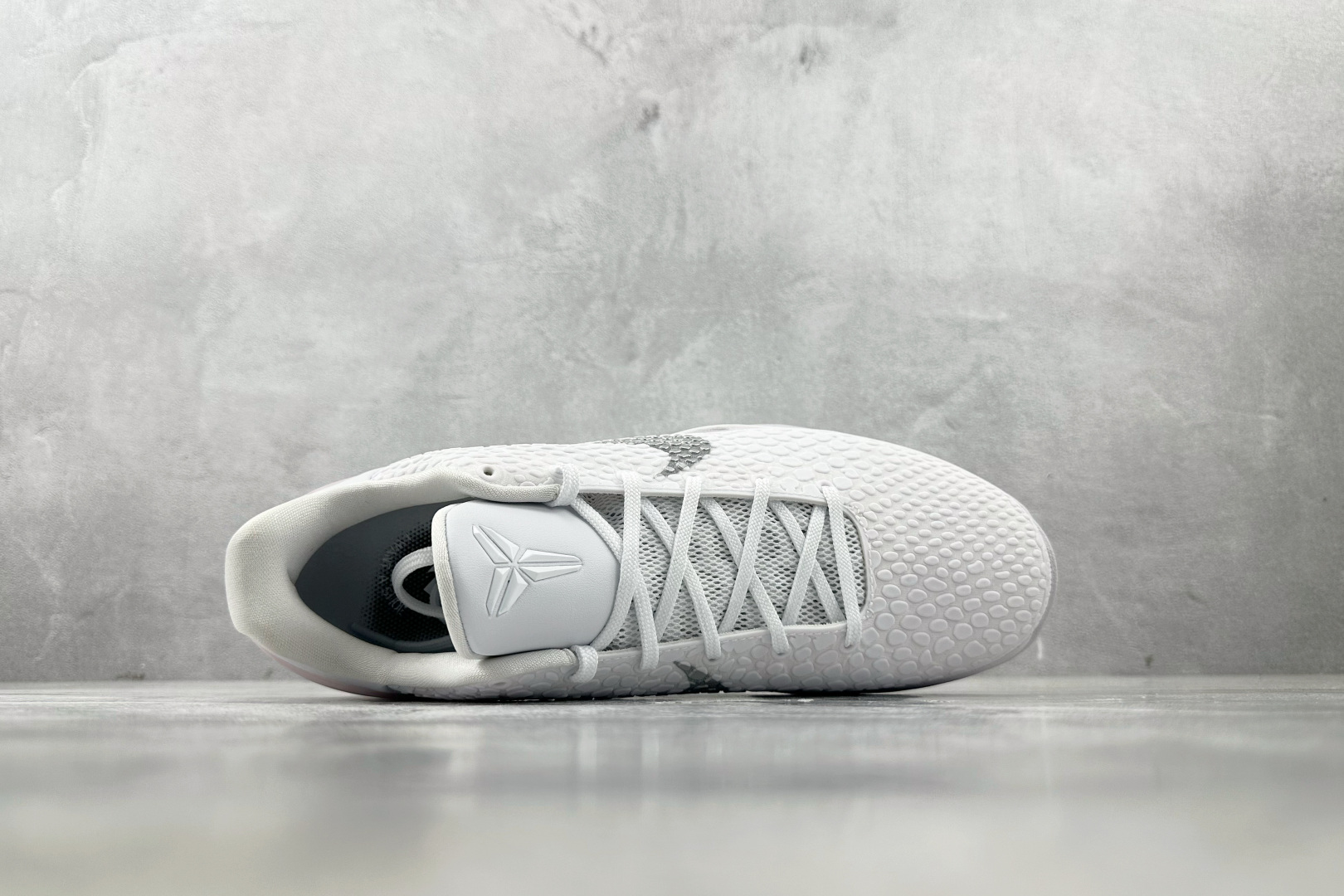Nike Zoom Kobe 6 白粉 DO5079-021
