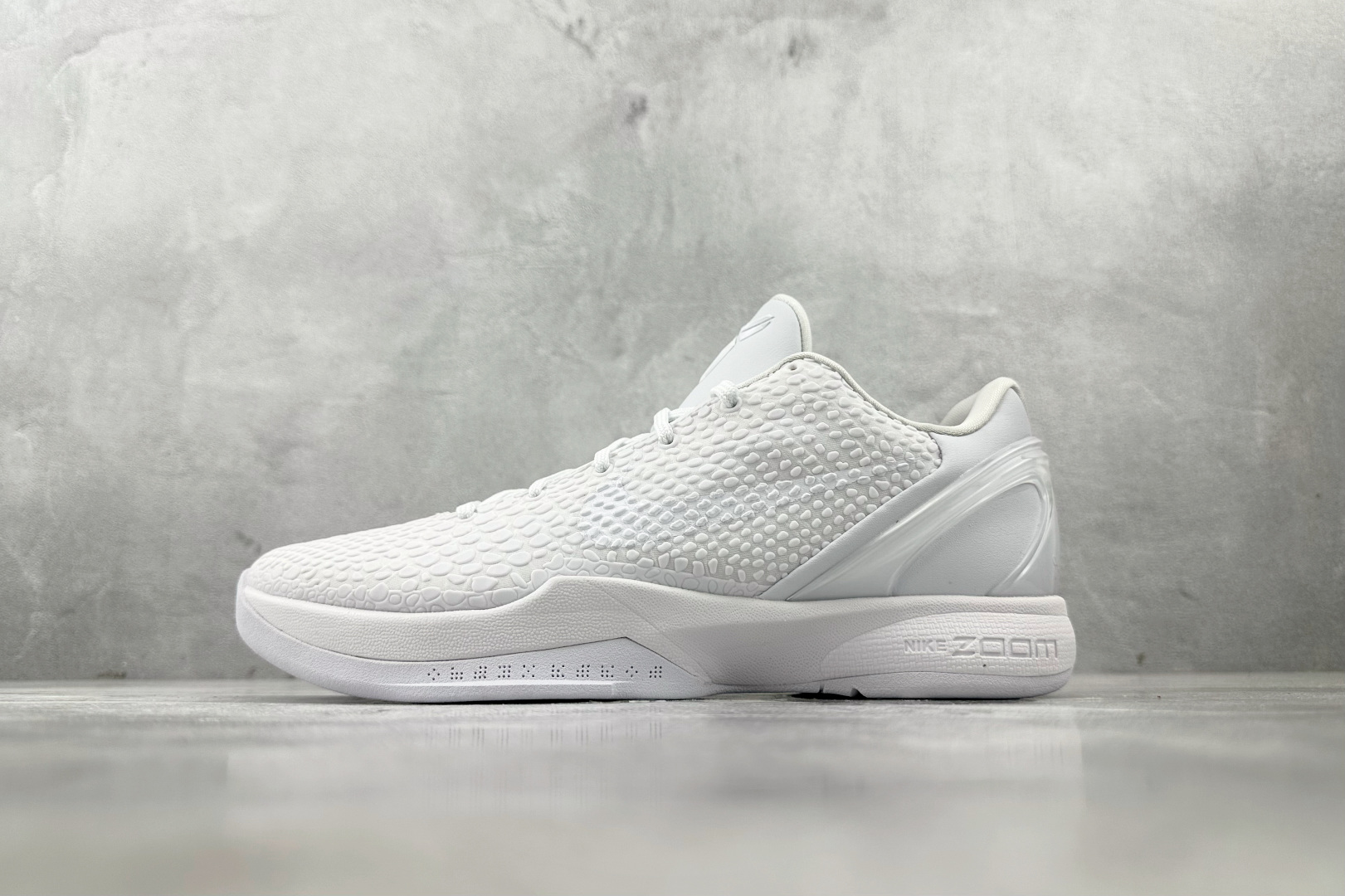Star版 
Nike Zoom Kobe 6 白色

货号：DO5079 021
尺码：40.5 41