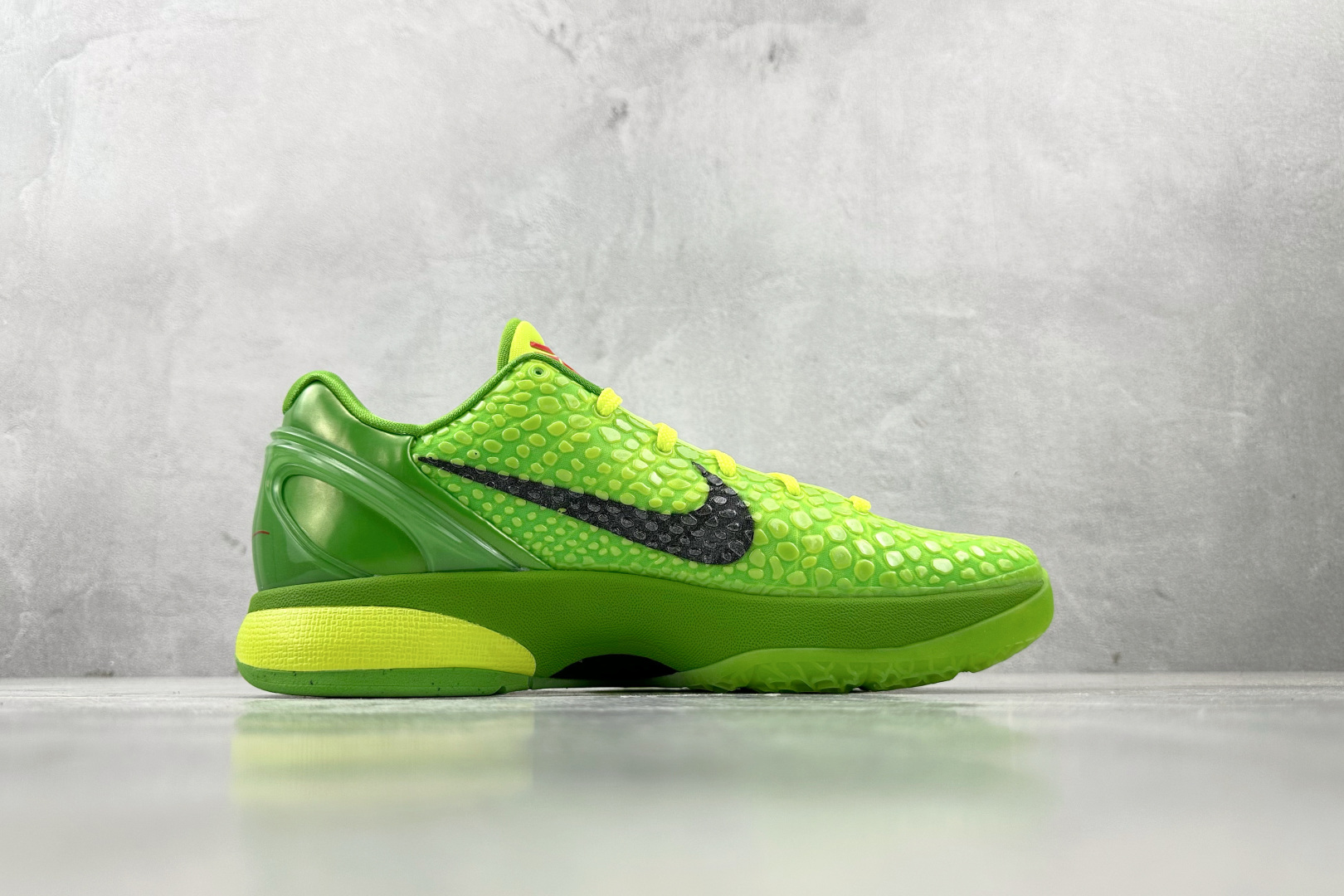 Nike Zoom Kobe 6 Protro ”Green Apple” 科比6青蜂侠 荧光绿 CW2190-300