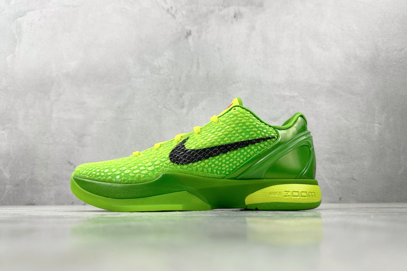 Nike Zoom Kobe 6 Protro ”Green Apple” 科比6青蜂侠 荧光绿 CW2190-300