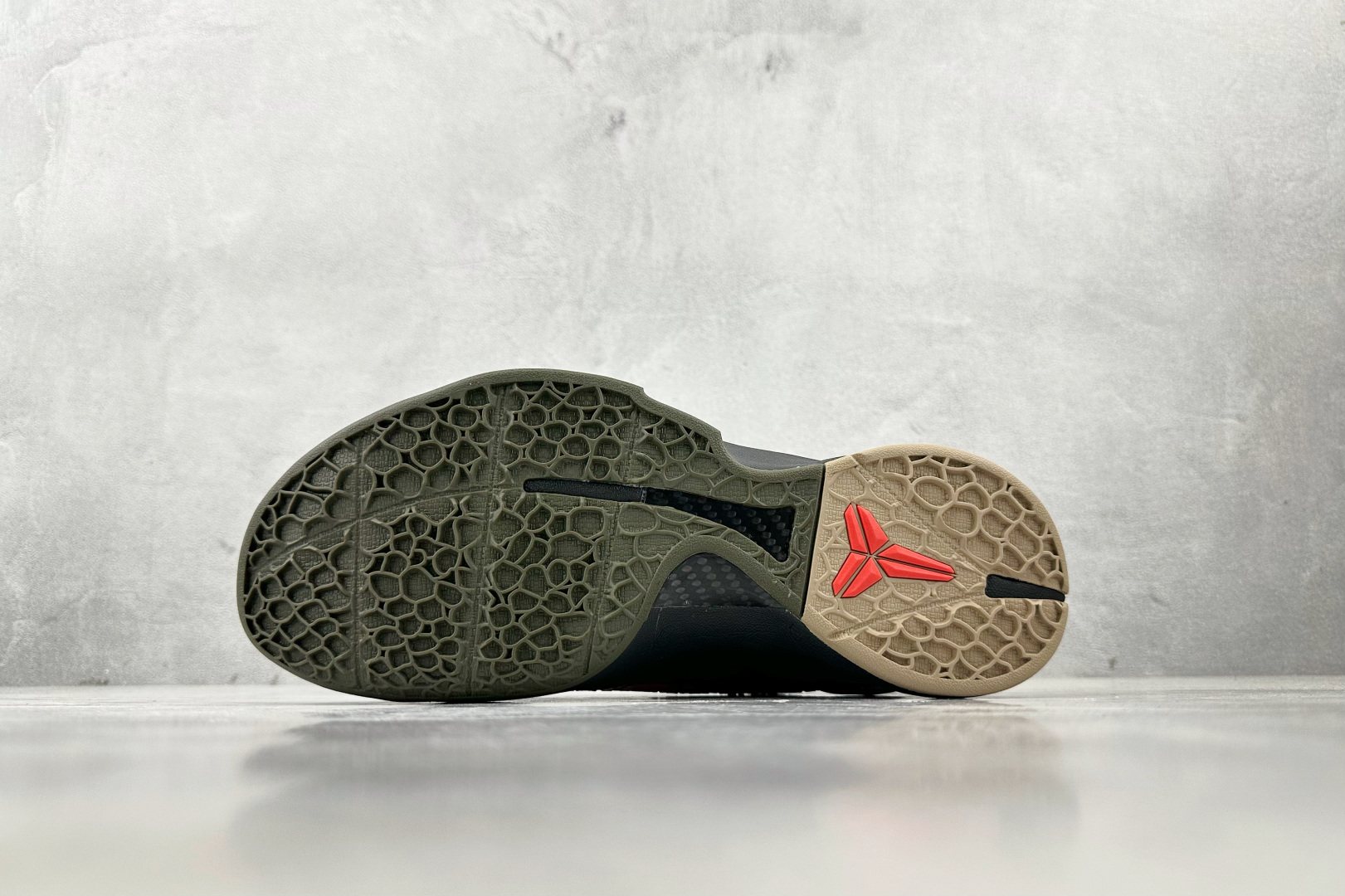 Nike Zoom Kobe 6 Protro ”ltalian Camo” 黑红 FQ3546-001