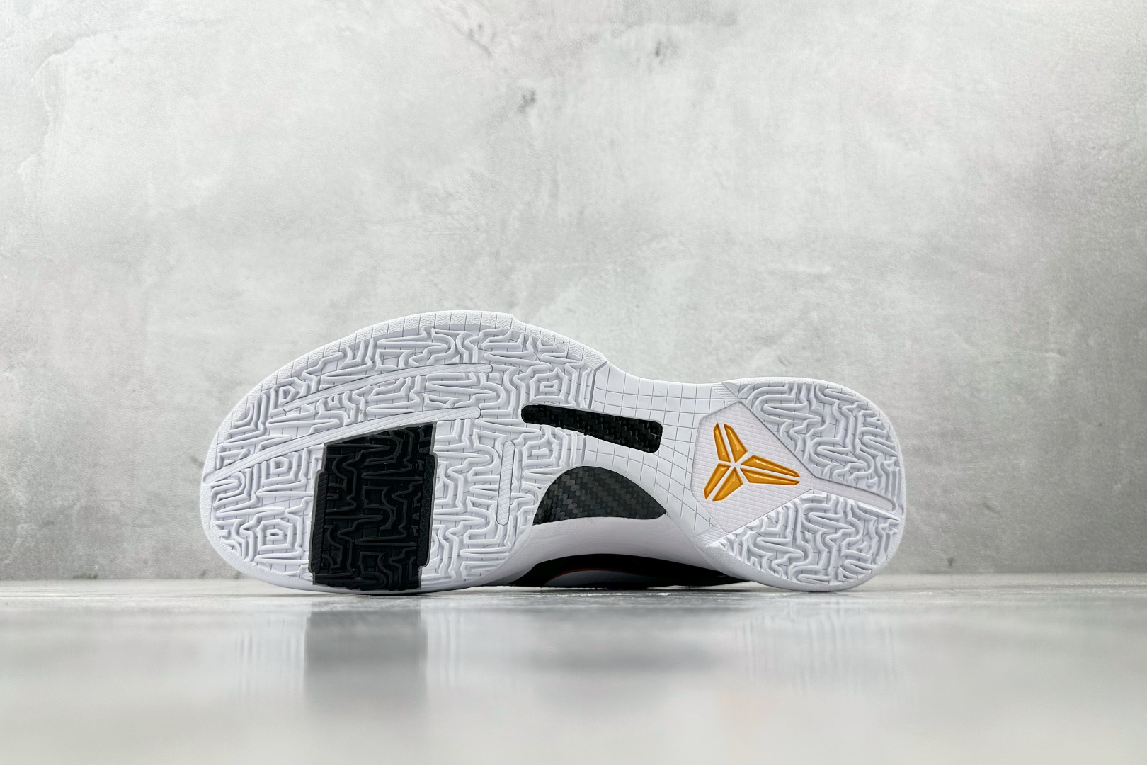 Nike Zoom Kobe 5 Protro ”Bruce Lee Alt”李小龙 黑白 CD4991-101
