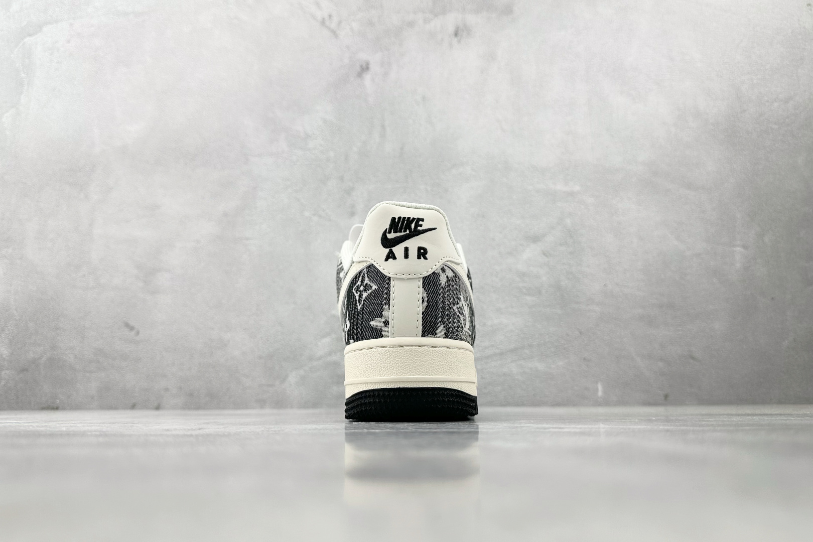 Nike Air Force 1'07 LV 联名 黑白 XS1958-585