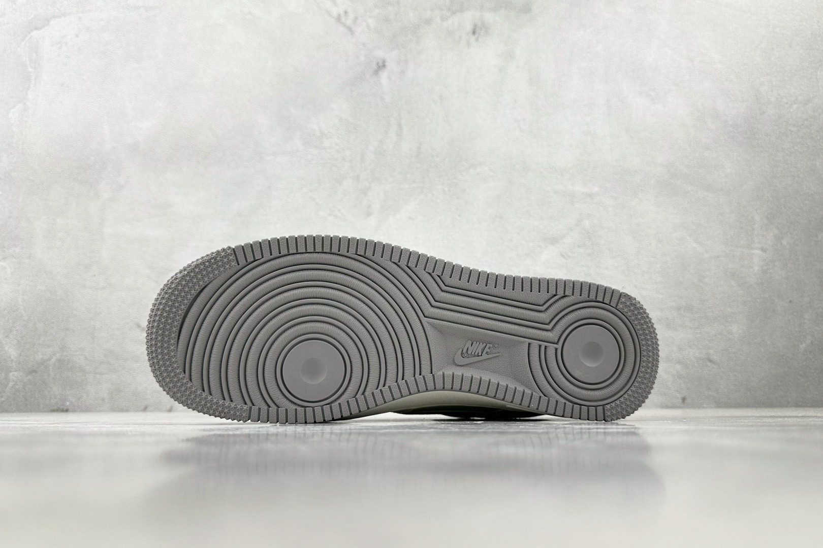 Nike Air Force 1'07 双钩 联名 米白灰 XS1958-585