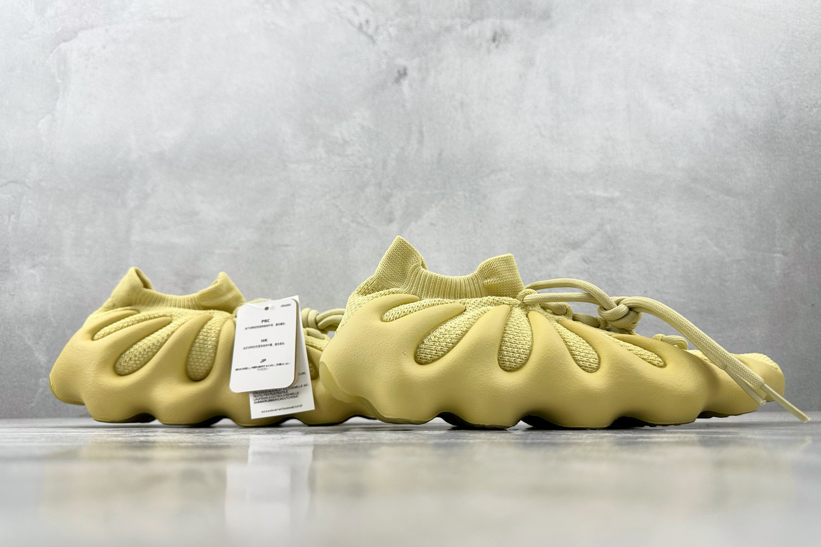 S2 
纯原生产线  adidas originals Yeezy 450 sulfur 枯叶黄

货号