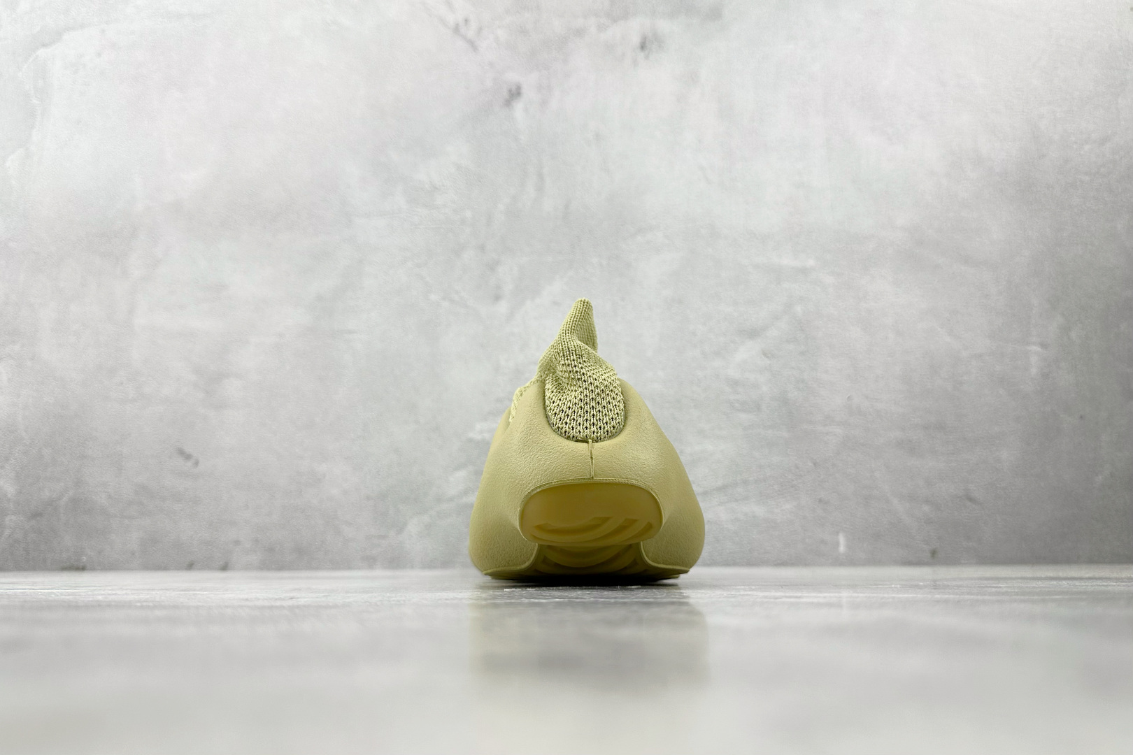 纯原生产线 adidas originals Yeezy 450 树脂 ”Resin” 灰胡绿 GY4110