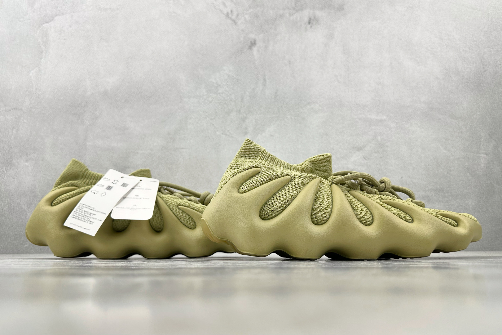 纯原生产线 adidas originals Yeezy 450 树脂 ”Resin” 灰胡绿 GY4110