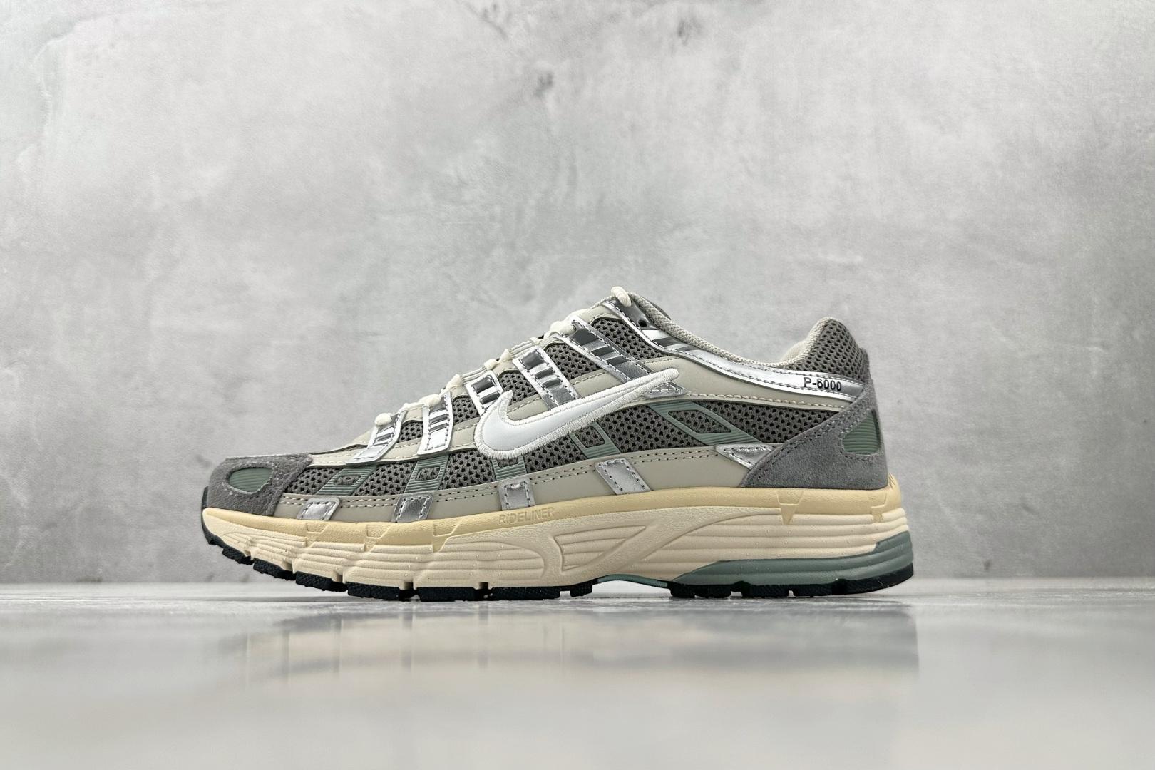 K 版
综合版 Nike P-6000 白银

货号：FN7509-029
尺码：36 36.5 37 