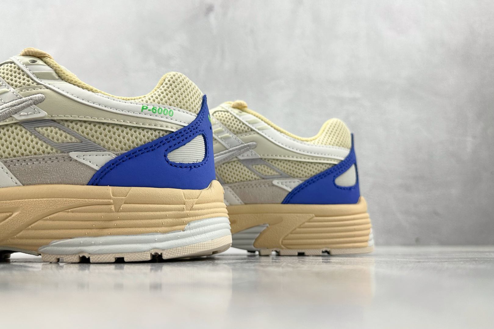 K 版
综合版  Nike P-6000 Athletic Department帆白

货号：FJ544